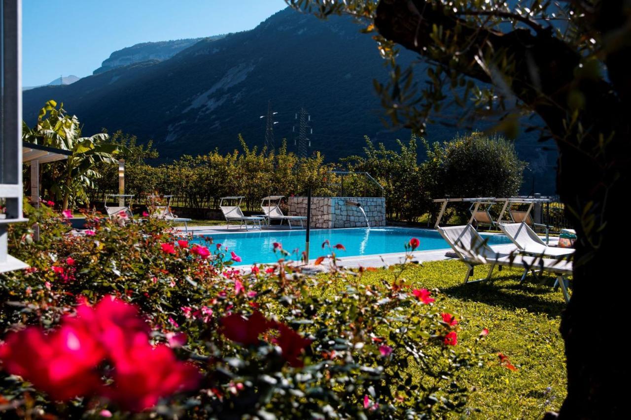 Maso Agritur Santa Lucia Bed & Breakfast Dro Exterior photo